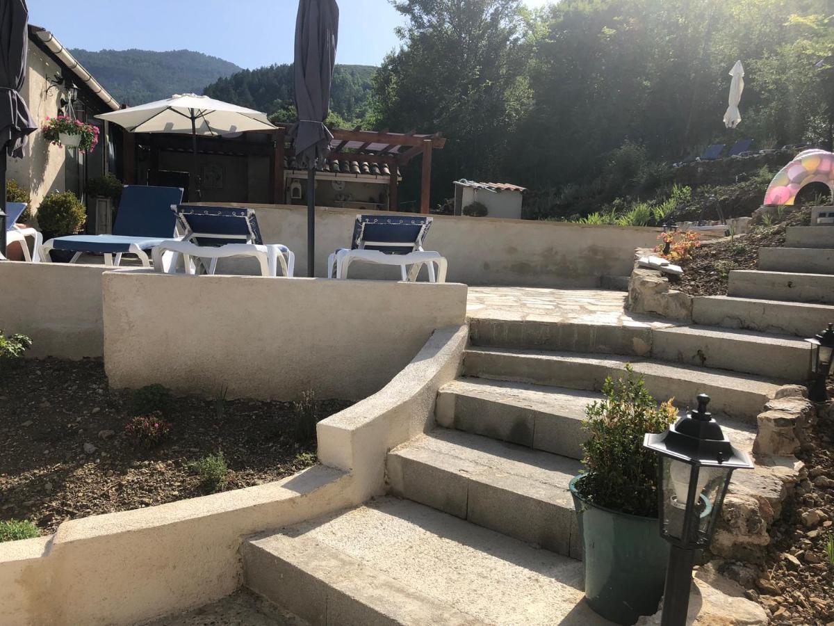 Maison Castellane Chambre D'Hotes B&B Εξωτερικό φωτογραφία