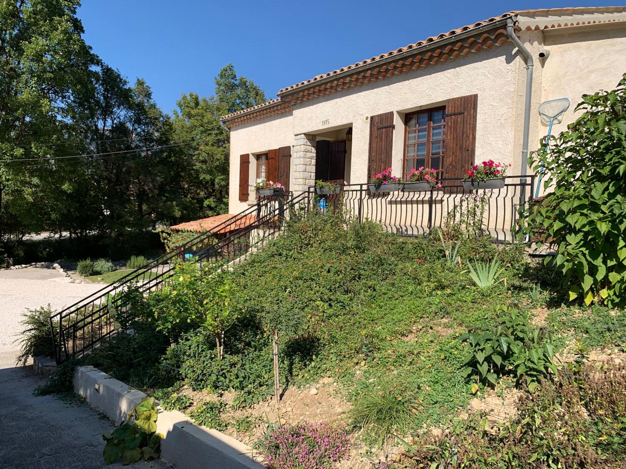 Maison Castellane Chambre D'Hotes B&B Εξωτερικό φωτογραφία