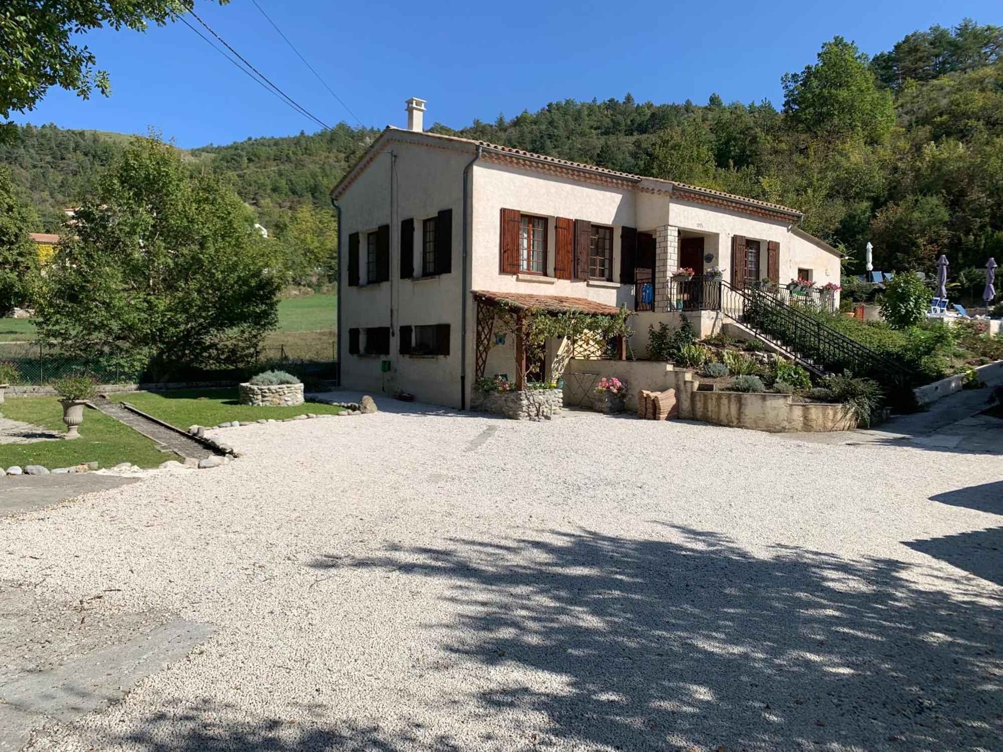 Maison Castellane Chambre D'Hotes B&B Εξωτερικό φωτογραφία
