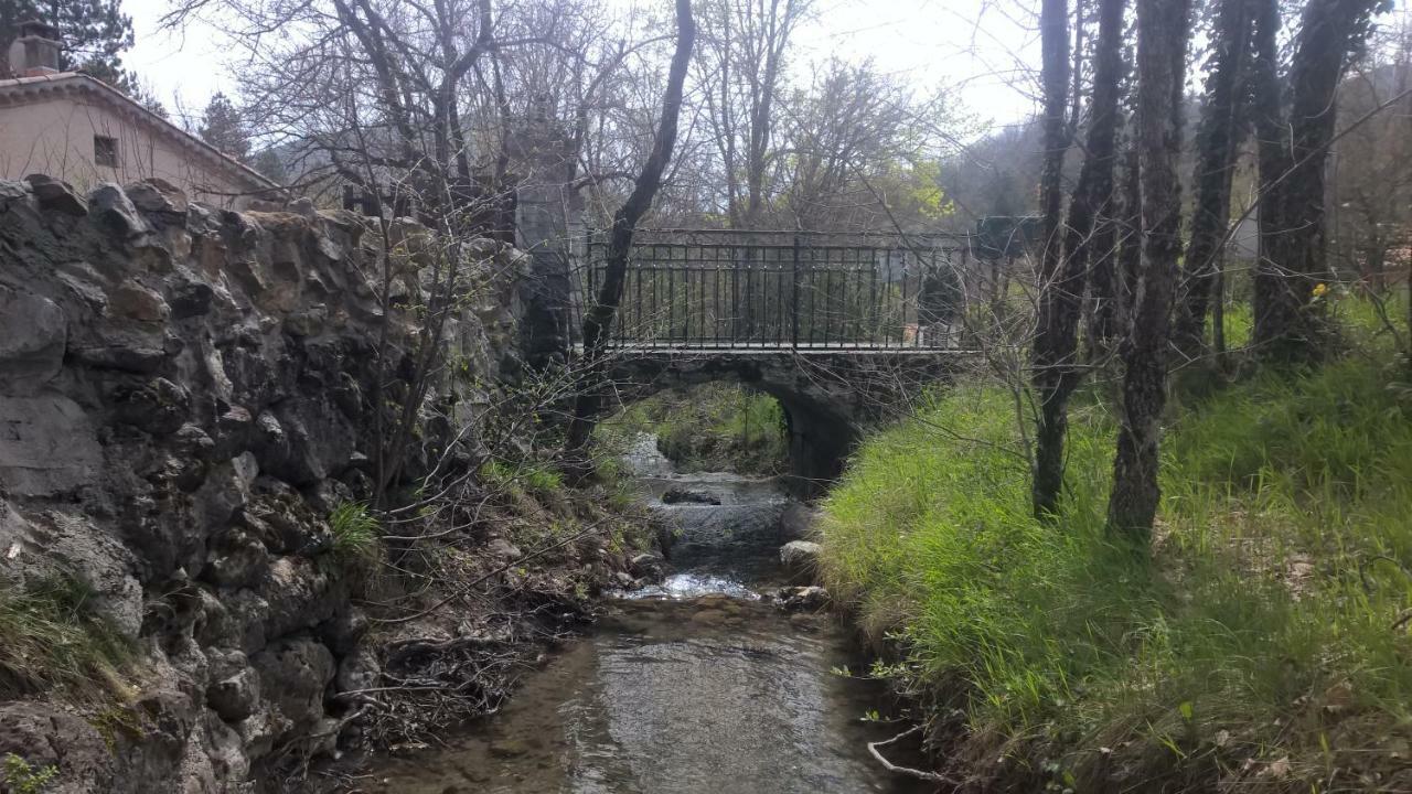 Maison Castellane Chambre D'Hotes B&B Εξωτερικό φωτογραφία