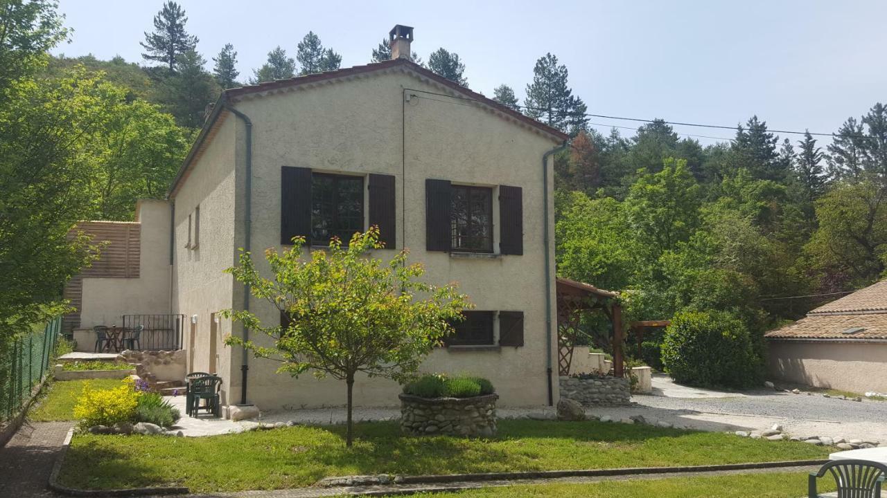 Maison Castellane Chambre D'Hotes B&B Εξωτερικό φωτογραφία