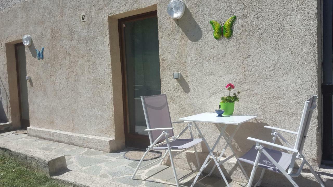 Maison Castellane Chambre D'Hotes B&B Εξωτερικό φωτογραφία